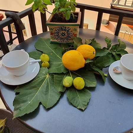 Casa Vacanze Rosy "Nel Verde" Palinuro Esterno foto